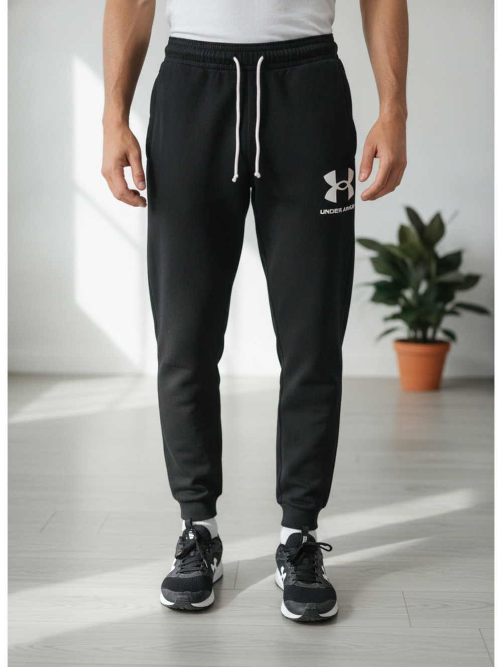 Under Armour Black Jogger Sweatpants with White Logo and Drawstring, Size Small